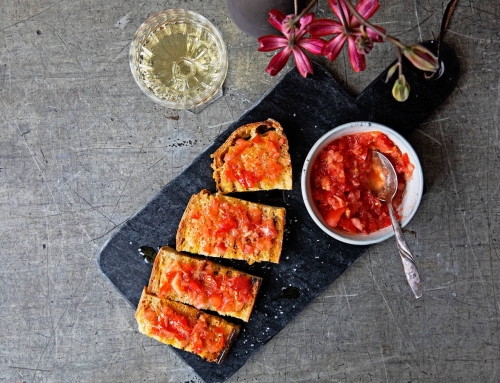 Catalan tomato and garlic bread